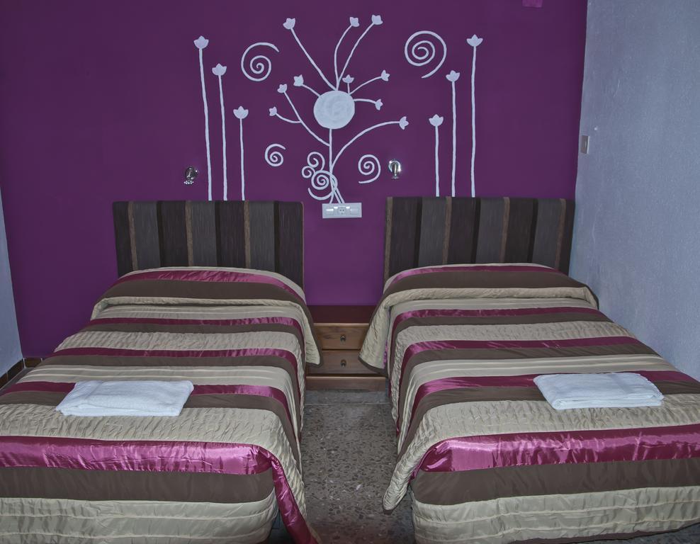 Hostal Restaurante La Mancha Ruidera Quarto foto